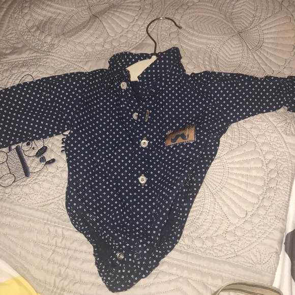 Infant Boy outfit. - Picture 2 of 3